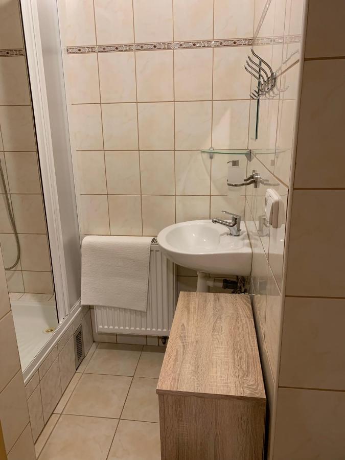 Penzion a Restaurace Vyhlídka Železná Ruda Esterno foto