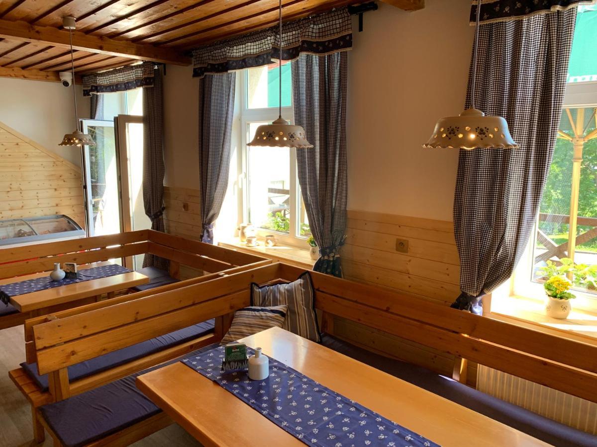 Penzion a Restaurace Vyhlídka Železná Ruda Esterno foto