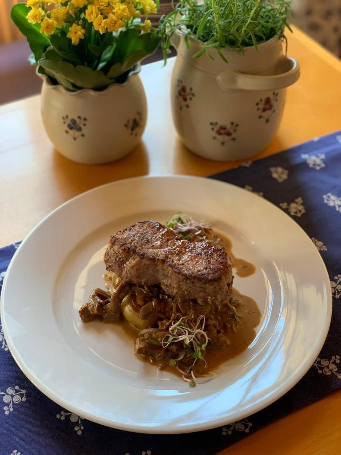 Penzion a Restaurace Vyhlídka Železná Ruda Esterno foto